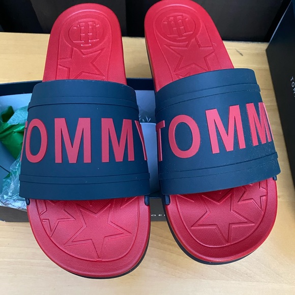 TOMMY HILFIGER YEVI Logo Script Slide Sandal - Picture 2 of 4